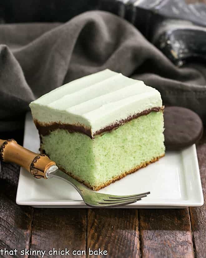 Creme de Menthe Cake -That Skinny Chick Can Bake Creme de Menthe Cake -That Skinny Chick Can Bake