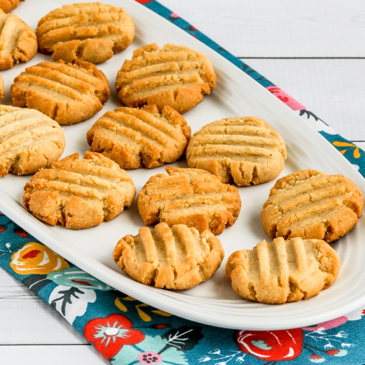 Almond Flour Shortbread Cookies