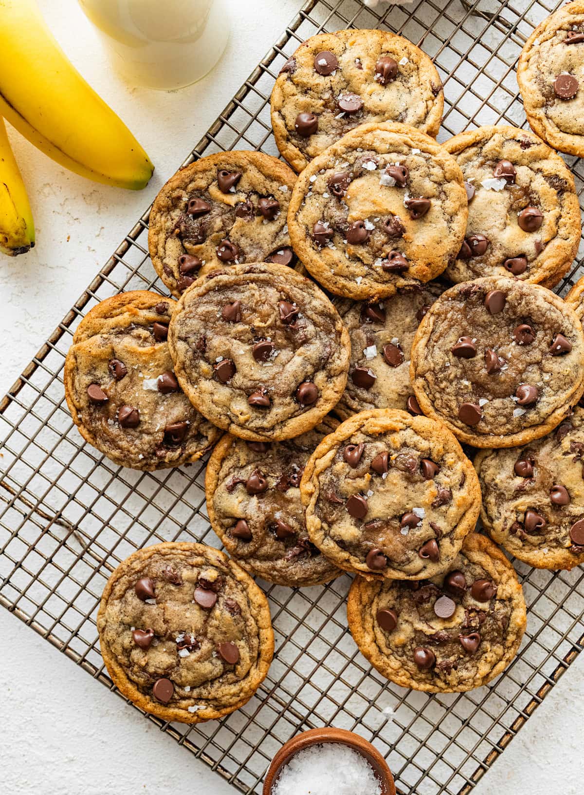 Banana Bread Chocolate Chip Cookies