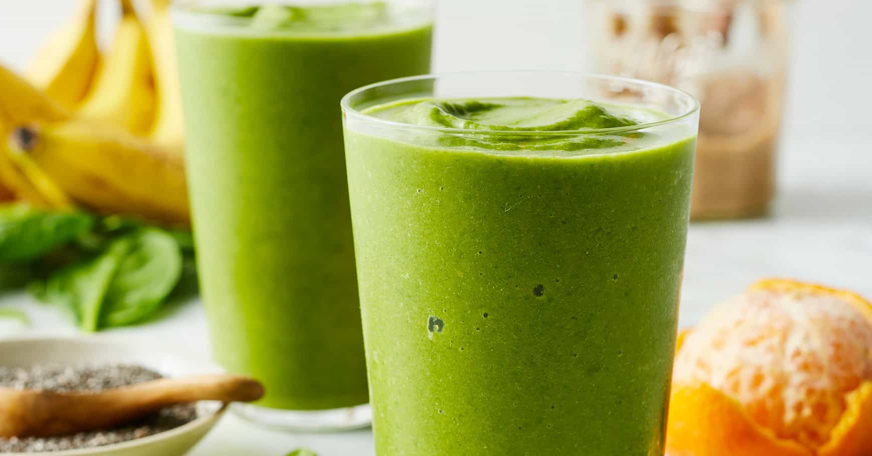 10 Easy, Healthy Smoothie Recipes to Make on Repeat in 2026