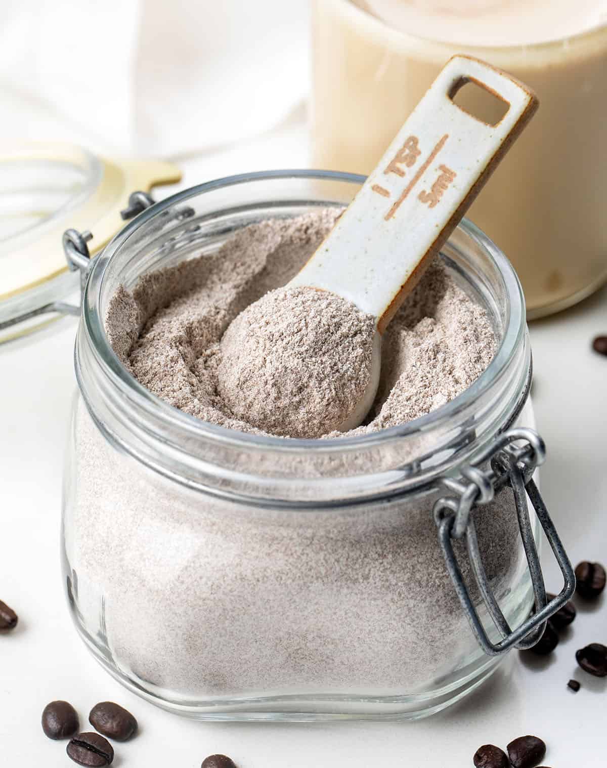 Homemade Vanilla Latte Mix (Coffee Shop Favorite in Minutes)