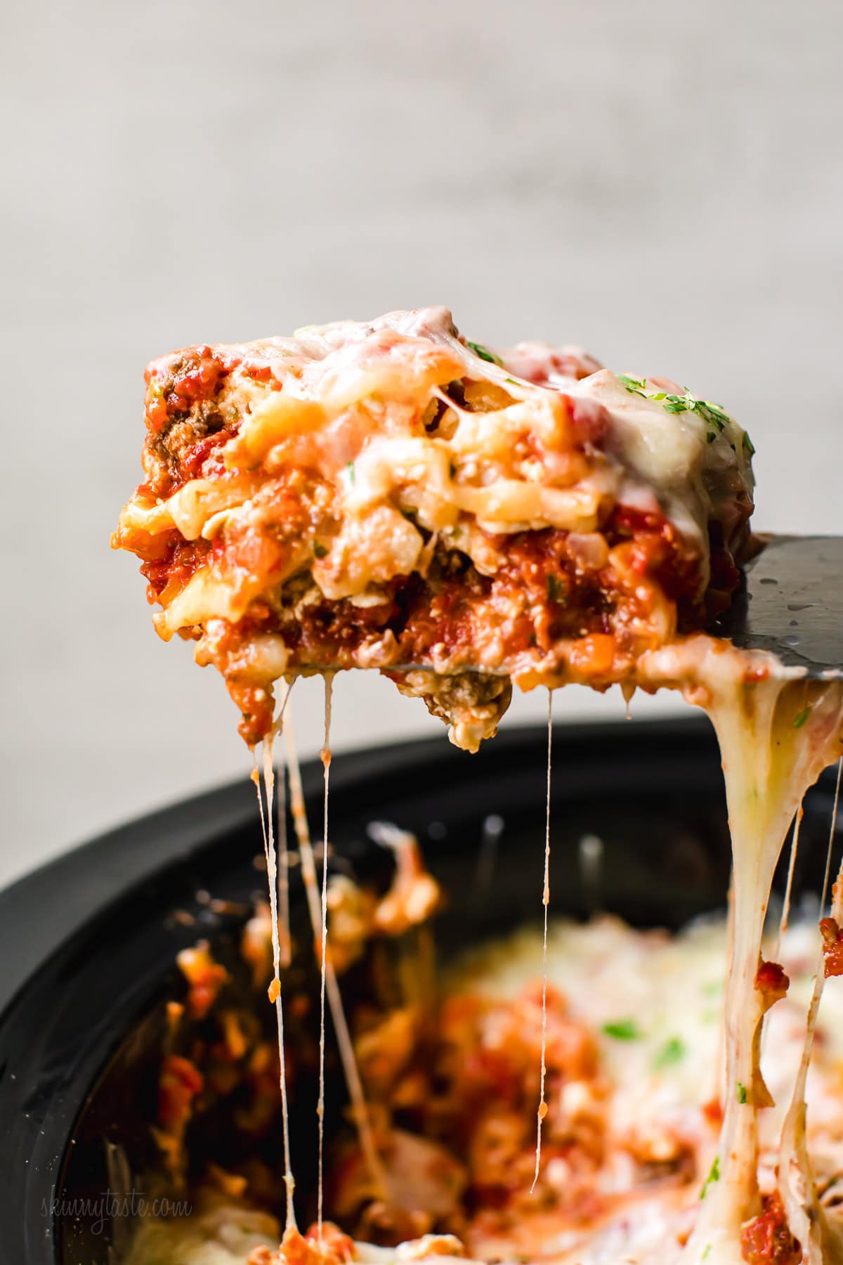 Easy Slow Cooker Lasagna with a Hearty Meat Sauce