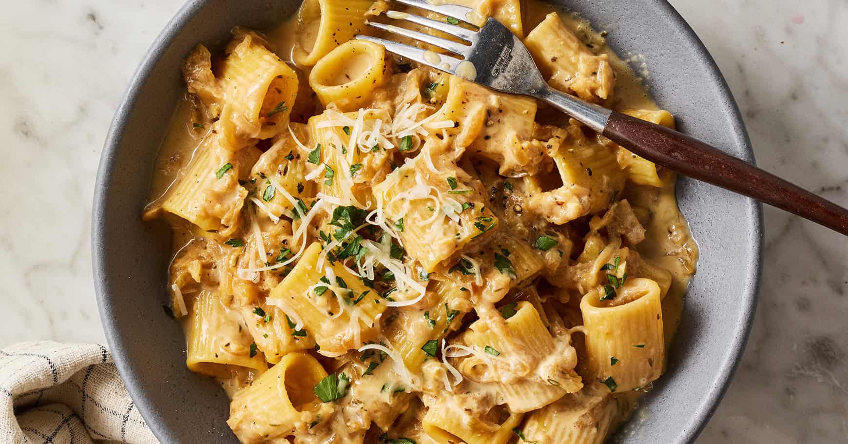 One-Pot French Onion Pasta Is the Cozy Fall Dinner I