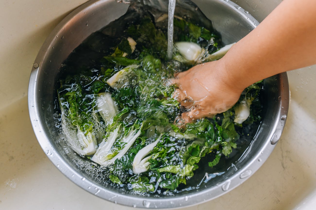 The Right Way to Wash Vegetables, According to a Chinese Mom