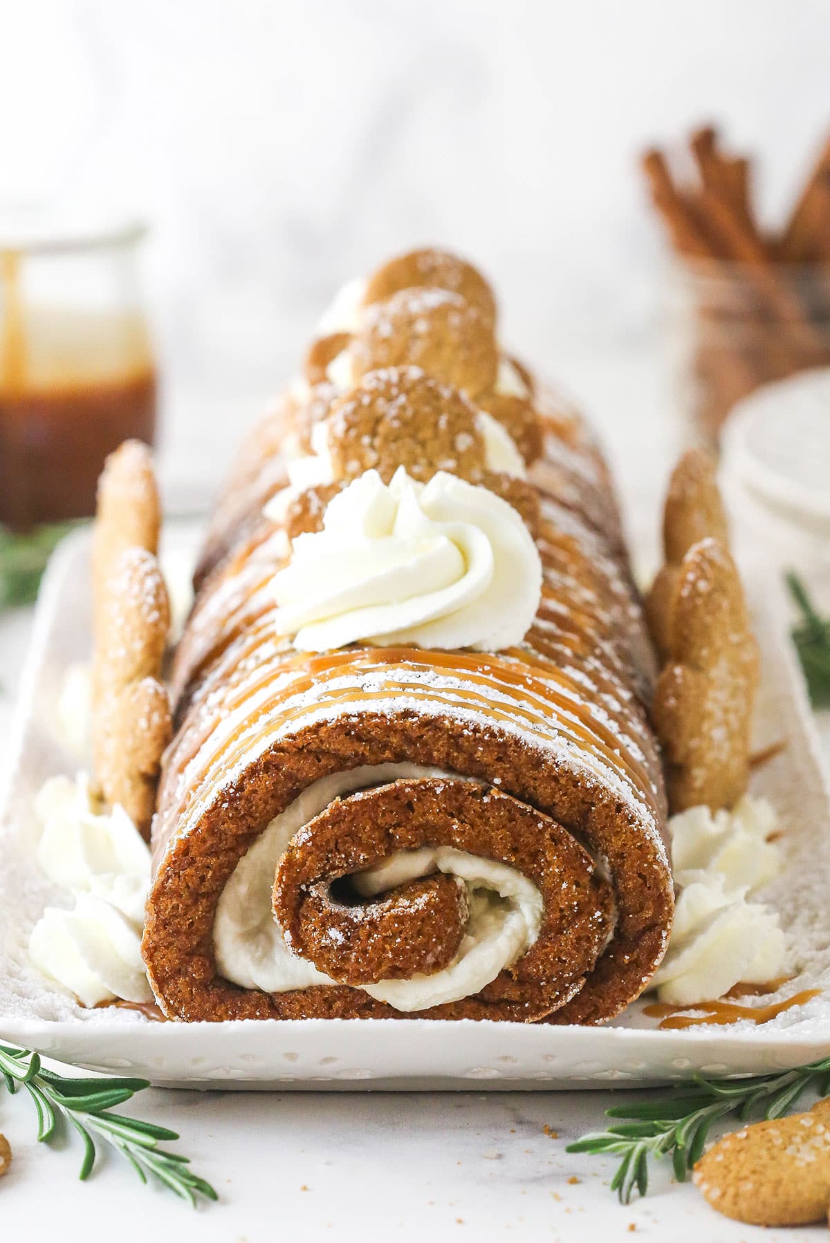 Easy Gingerbread Cake Roll - Your New Festive Fave!