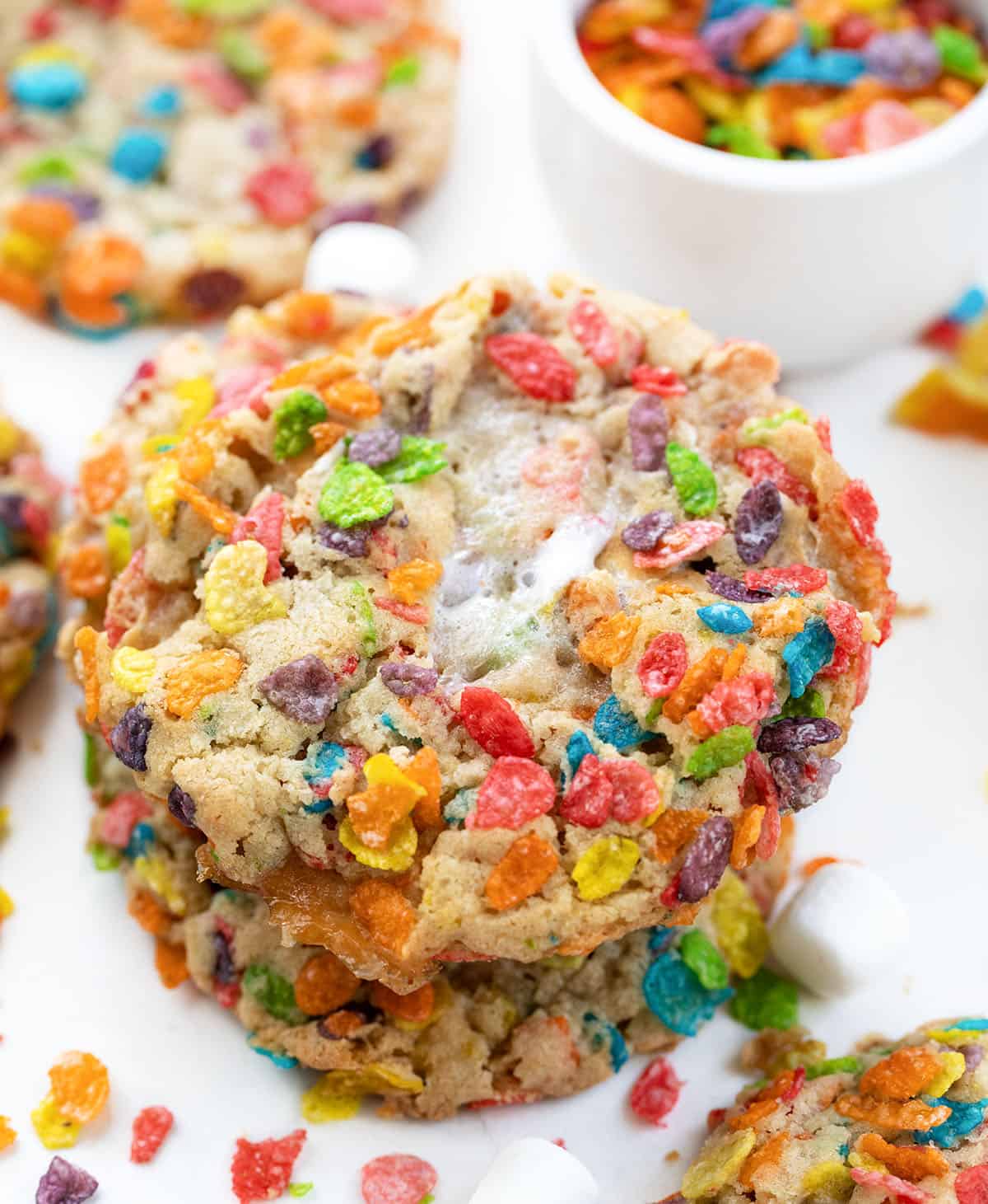 Fruity Pebbles Cookies
