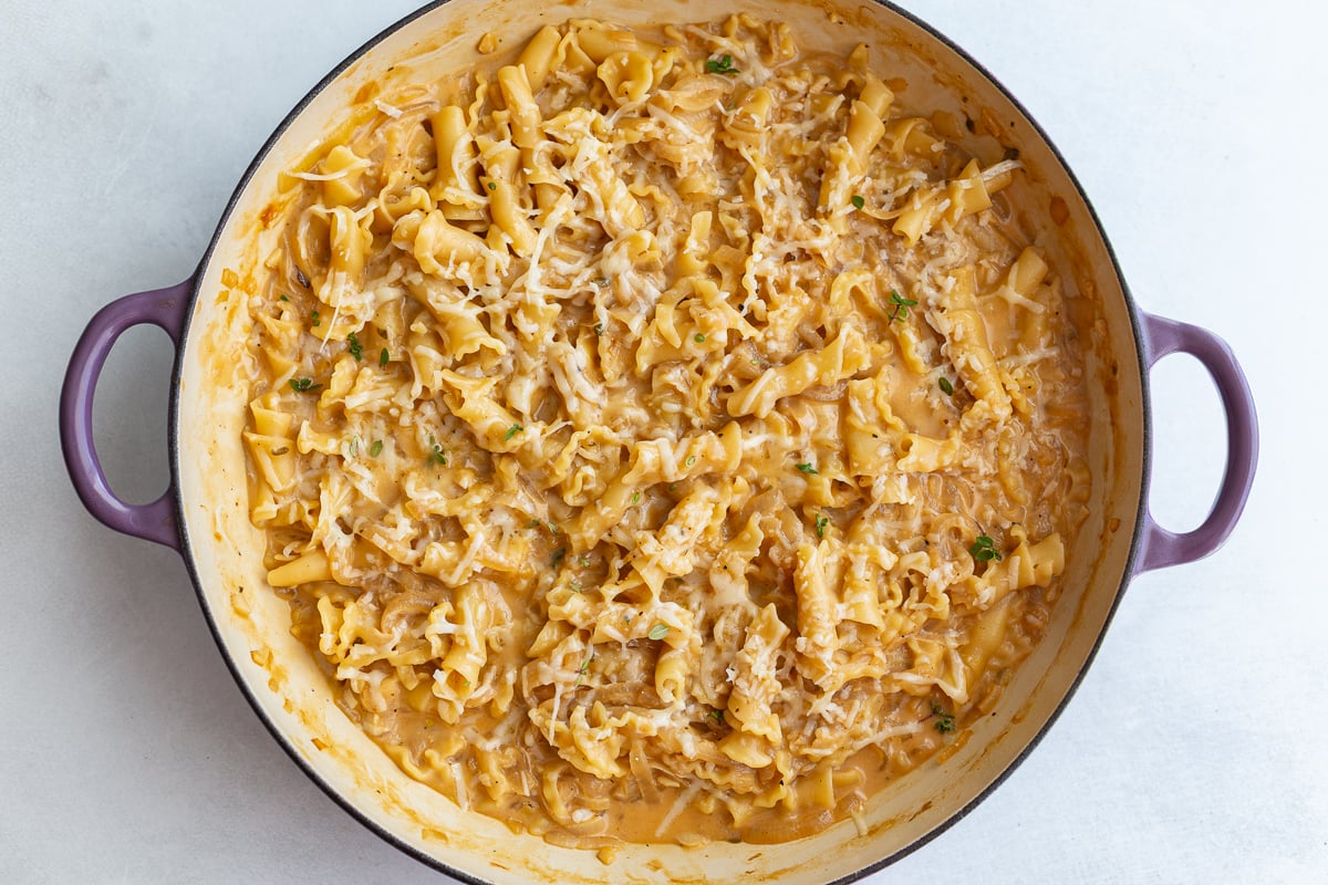 Creamy French Onion Pasta (One Pot Comfort Dinner)