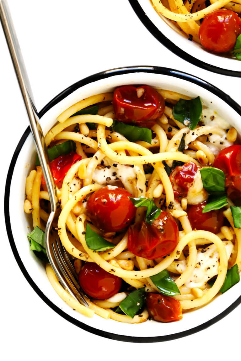 Pasta with Burst Cherry Tomatoes, Burrata and Basil | Gimme Some Oven Pasta with Burst Cherry Tomatoes, Burrata and Basil | Gimme Some Oven