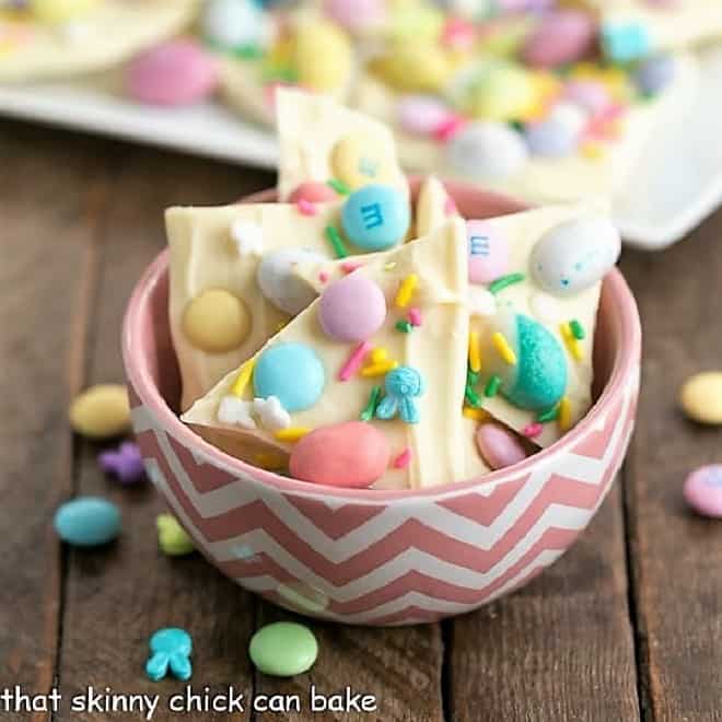 Easy White Chocolate Easter Bark - A yummy 3 ingredient holiday dessert!