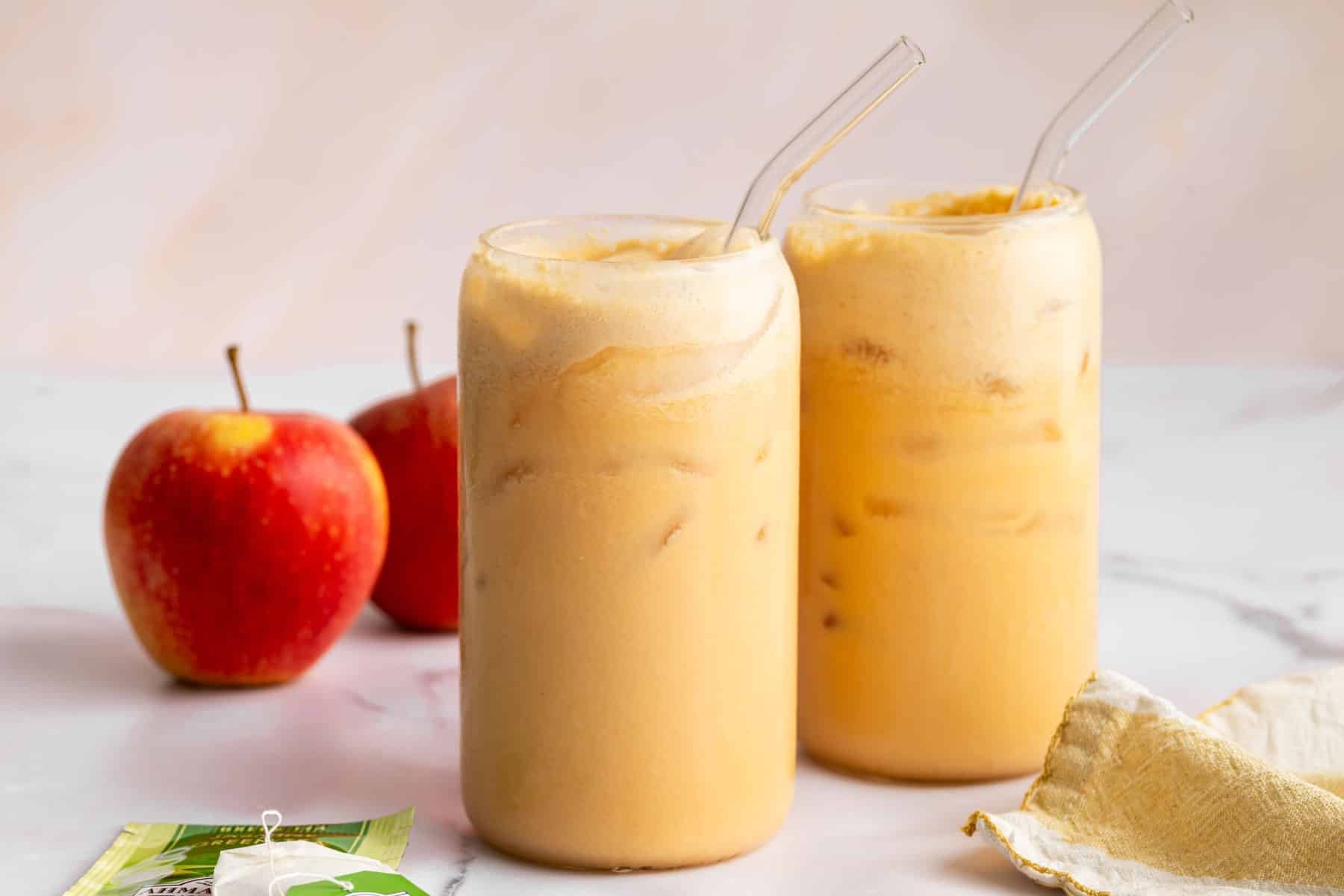 Copycat Molly Tea: Jasmine Apple Milk Tea