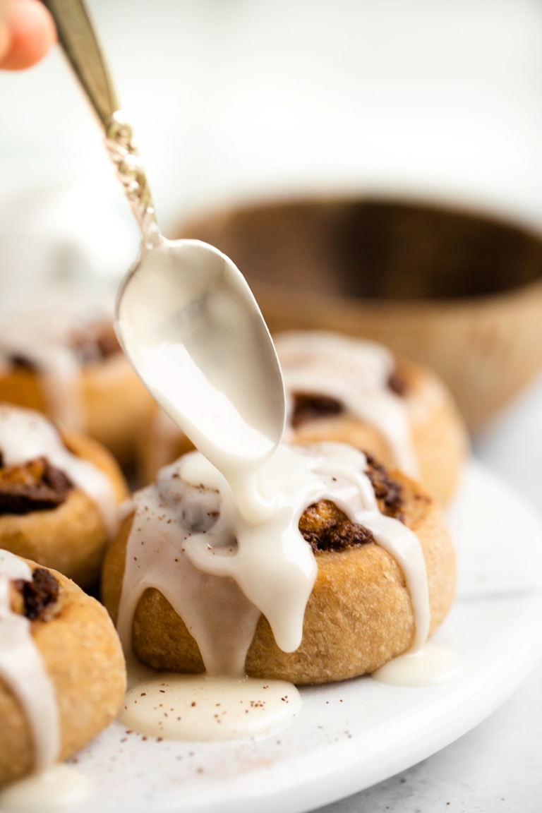 Vegan Cinnamon Rolls With Cream Cheese Icing Vegan Cinnamon Rolls With Cream Cheese Icing