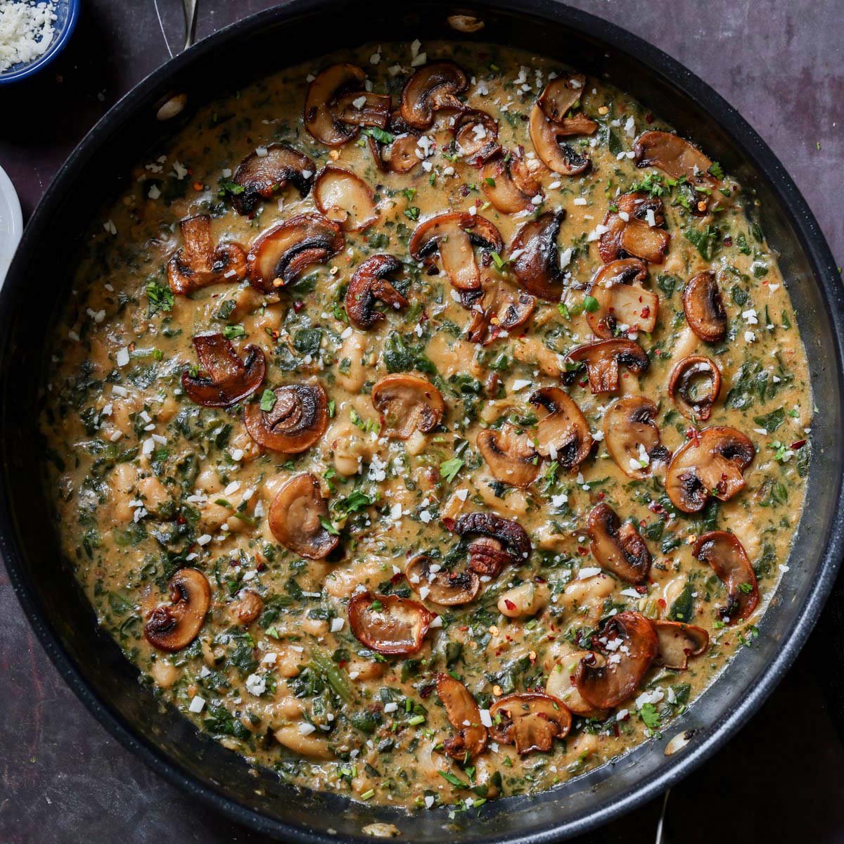 Spinach Mushroom Beans (1-pan, 30 minutes)