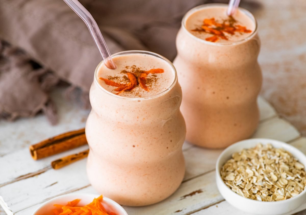 Carrot Cake in a Glass? This Smoothie Tastes Like Dessert