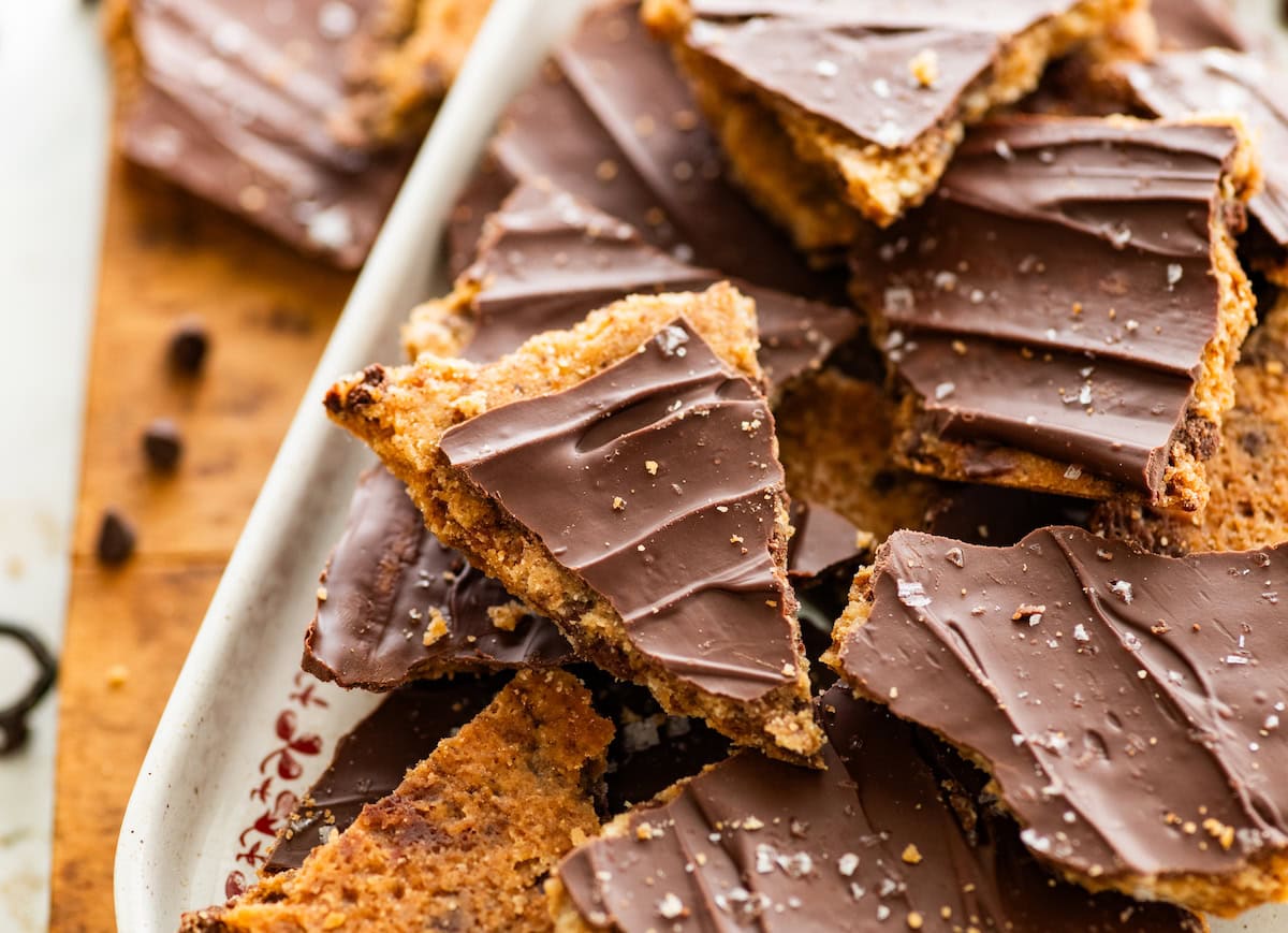 Cookie Bark: A Fun Twist on Classic Chocolate Chip Cookies