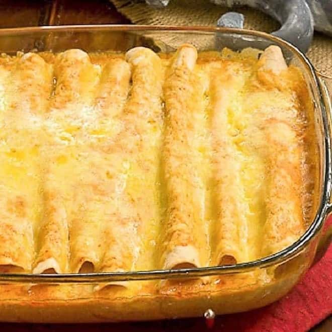 Cheesy Chicken Enchiladas - Delicious Family Dinner - That Skinny Chick Can Bake